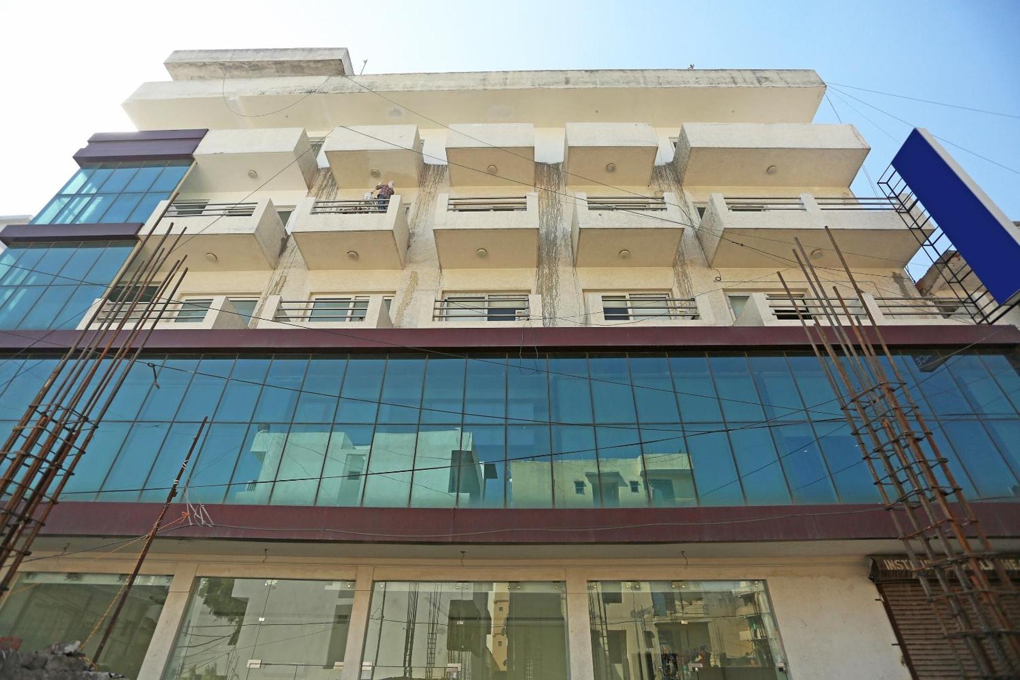 Hotel O Lakshya Ню Делхи Екстериор снимка