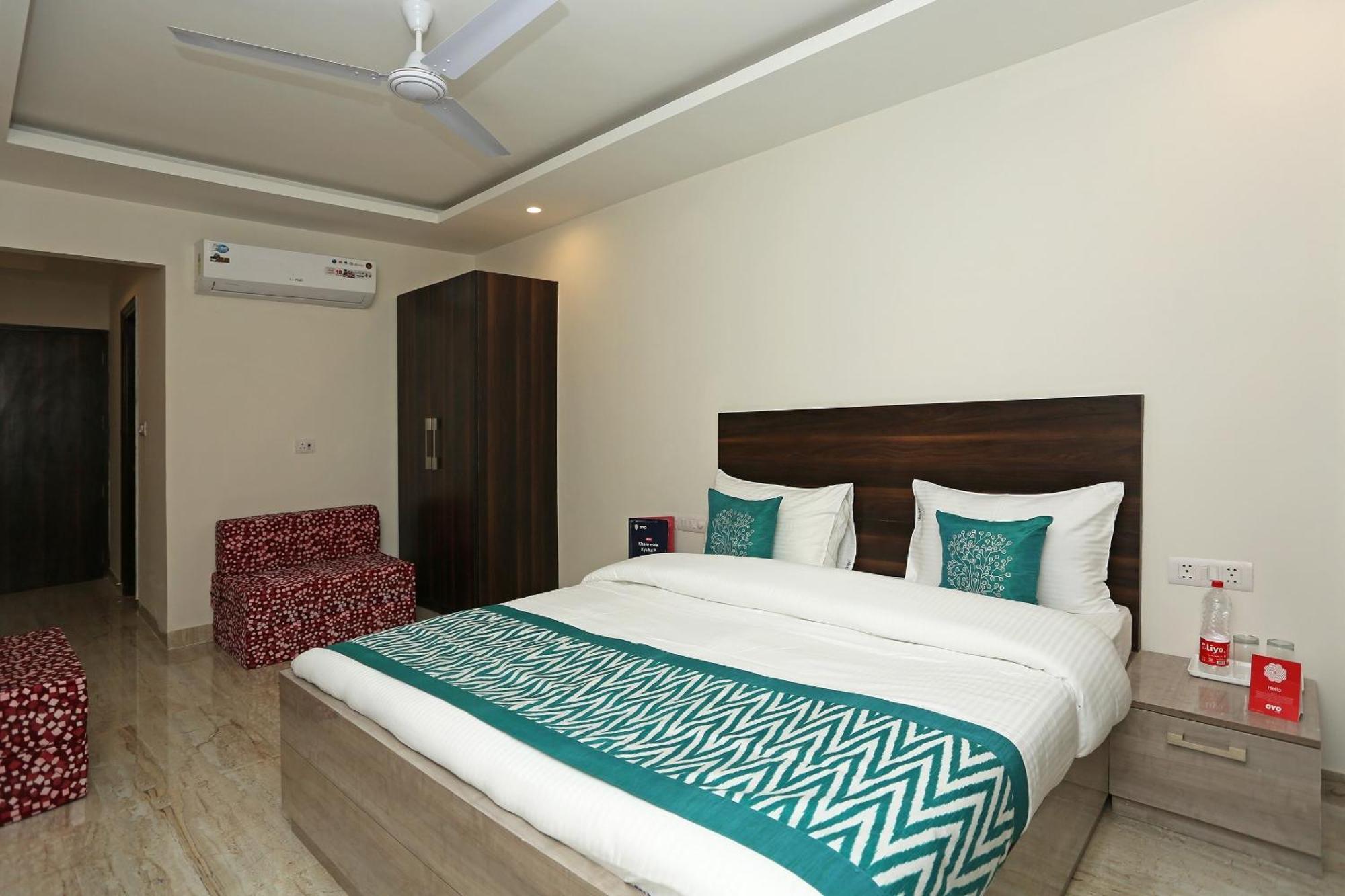 Hotel O Lakshya Ню Делхи Екстериор снимка
