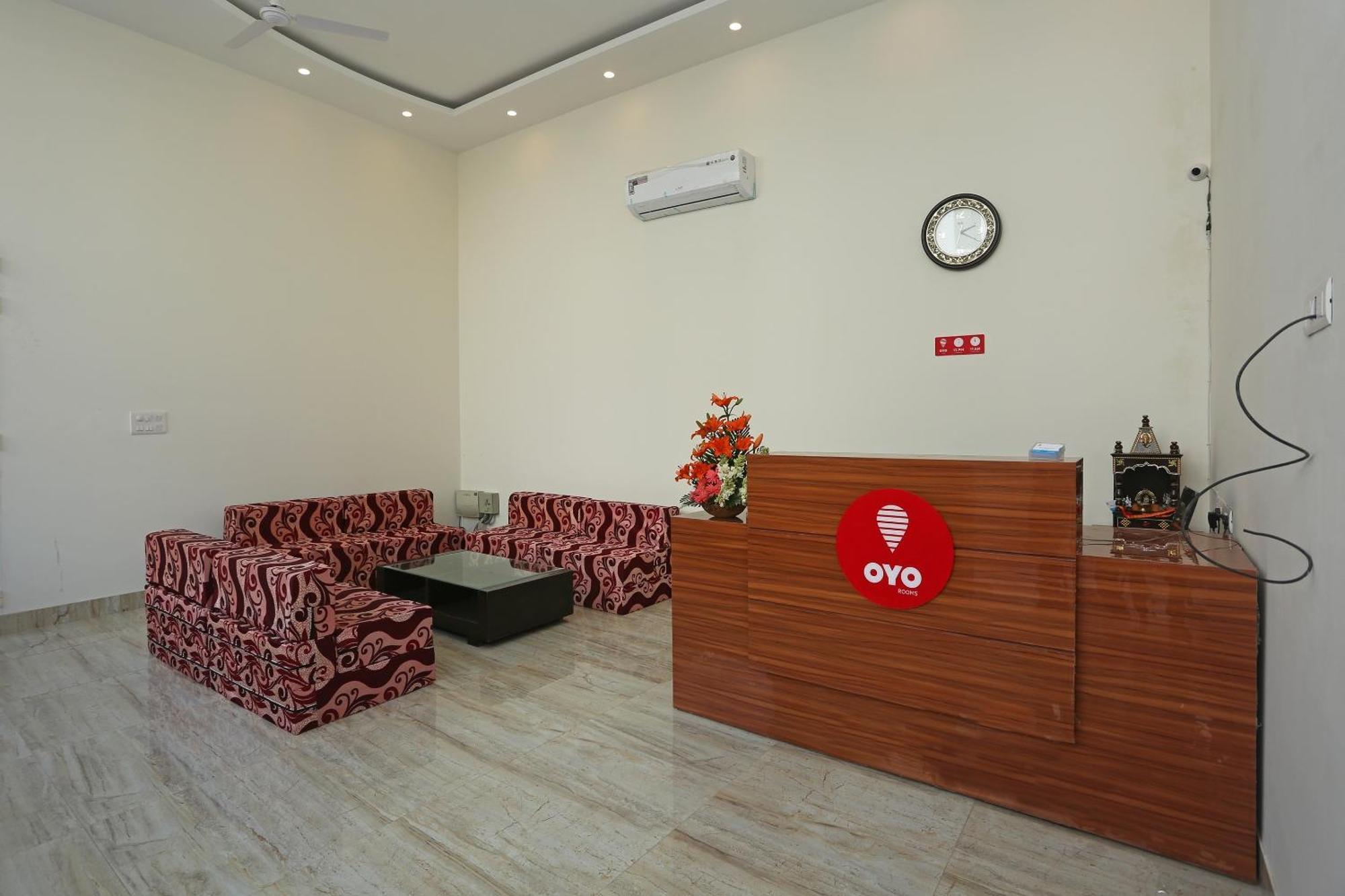 Hotel O Lakshya Ню Делхи Екстериор снимка